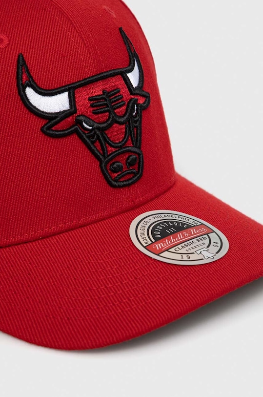 Čepice s vlněnou směsí Mitchell&Ness Chicago Bulls HHSS3257.CBUYYPPPRED červená SS23