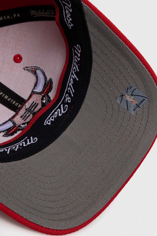 Čepice s vlněnou směsí Mitchell&Ness Chicago Bulls červená HHSS3257.CBUYYPPPRED