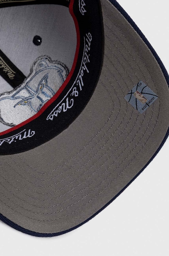 Mitchell&Ness czapka z daszkiem z domieszką wełny Memphis Grizzlies granatowy HHSS3257.MGRYYPPPBLU