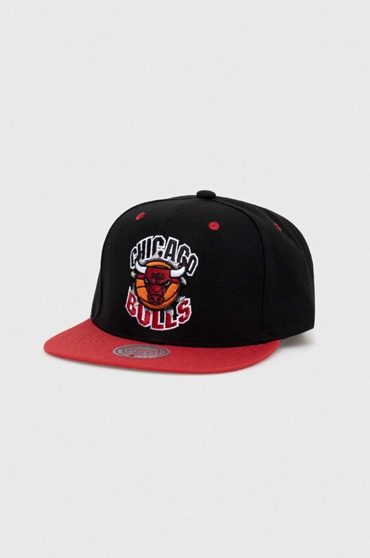Кепка Mitchell&Ness Chicago Bulls аппликация чёрный HHSS5289.CBUYYPPPBLC
