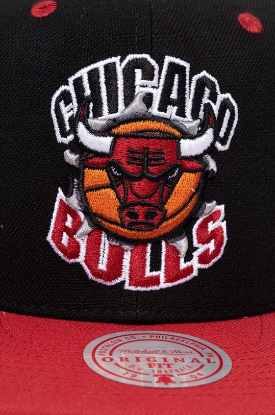 Кепка Mitchell&Ness Chicago Bulls HHSS5289.CBUYYPPPBLC чёрный SS23