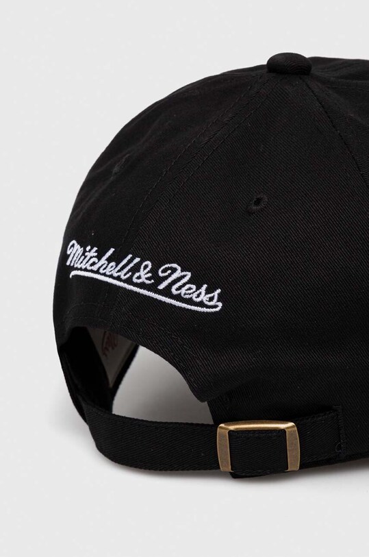 Аксесоари Памучна шапка с козирка Mitchell&Ness Boston Briuns HLUX5369.BBNYYPPPBLC черен