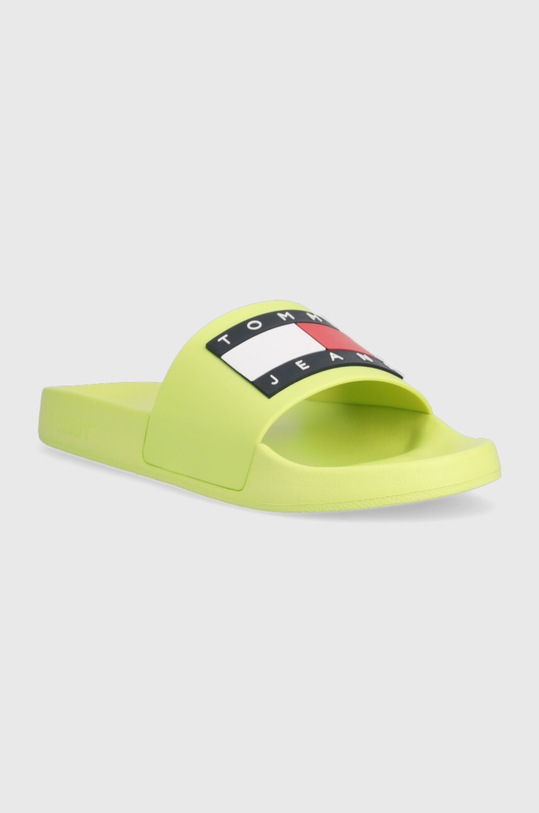Pantofle Tommy Jeans FLAG POOL SLD ESS EN0EN02115 zelená SS25