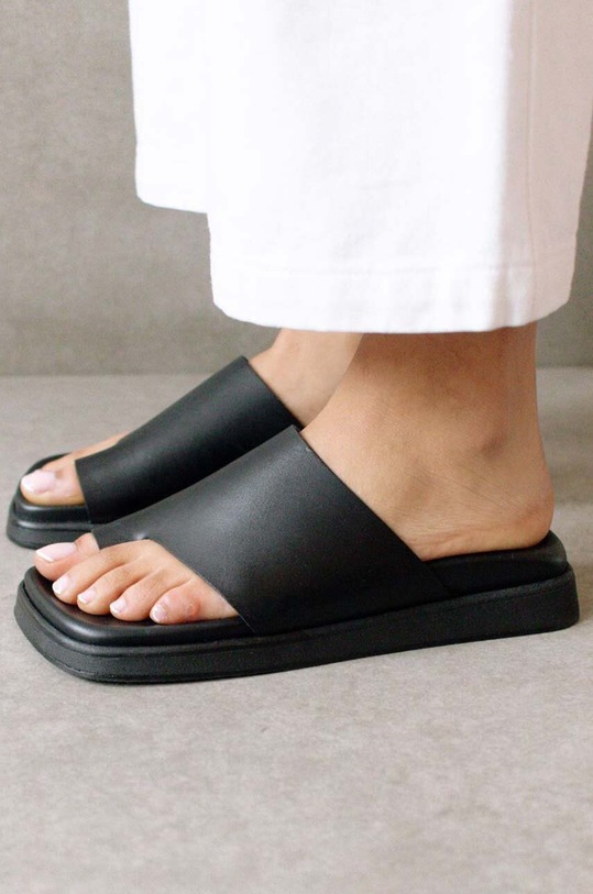 Шкіряні шльопанці Alohas Toe Ring Flop S00174.25