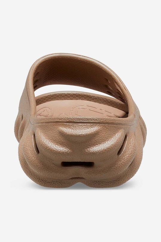 Crocs klapki Echo Slide 208185.TUMBLEWEED złoty SS23