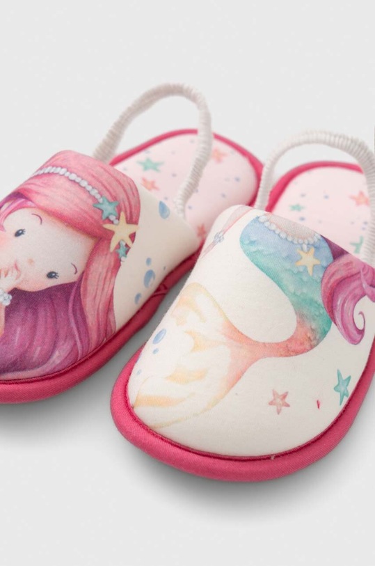 Κοριτσίστικα Παιδικές παντόφλες United Colors of Benetton 8G5M0D00P.G.SEASONAL ροζ
