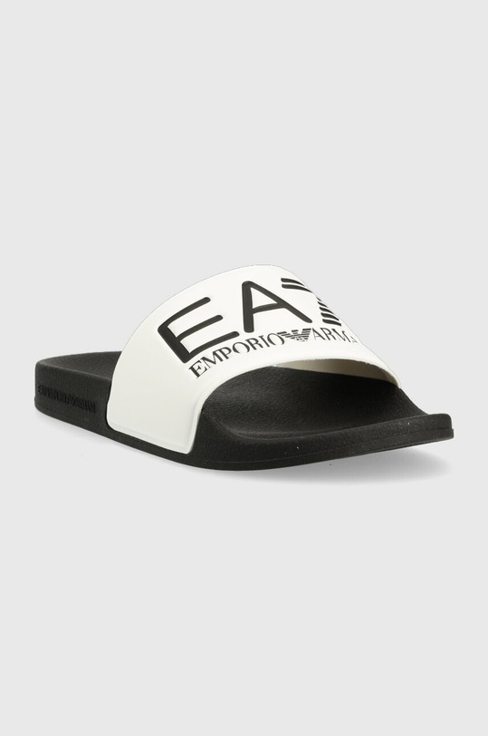Чехли EA7 Emporio Armani XCP001 XCC22 Q737 XCP001.XCC22.Q737 бял SS23