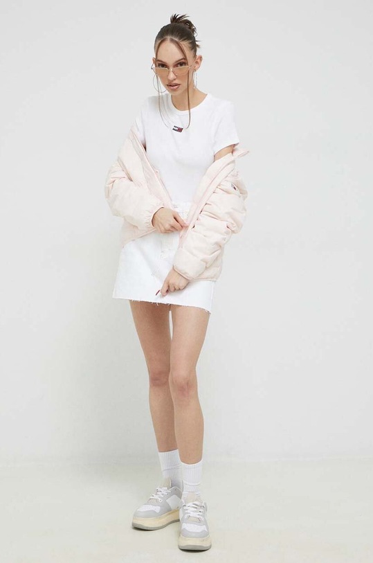 Péřová bunda Tommy Jeans DW0DW14929.PPYX růžová SS23