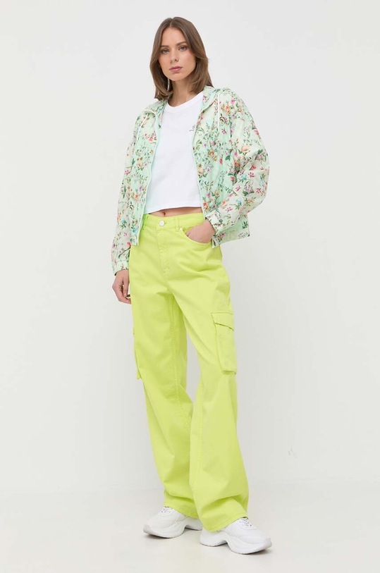 Αντιανεμικό Guess V3GL03.WFAQ2 πράσινο SS23