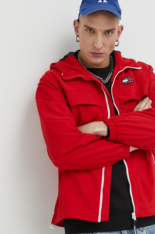 Tommy Jeans kurtka czerwony DM0DM13340.PPYX