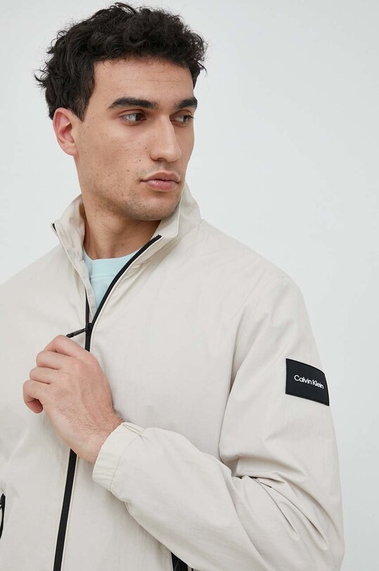 Яке Calvin Klein бежов K10K111441.PPYX