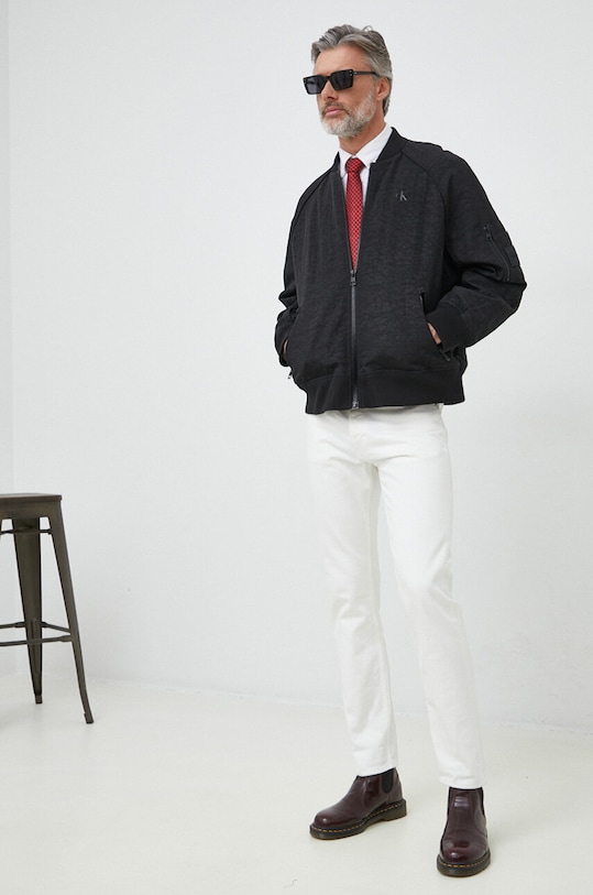 Calvin Klein Jeans kurtka bomber J30J322938.PPYX czarny SS23