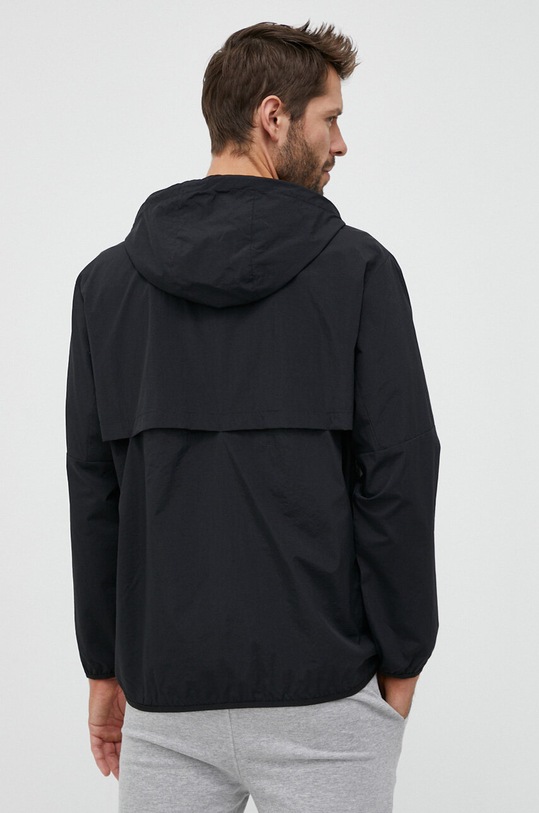 Odzież New Balance kurtka treningowa Athletics Remastered MJ31500BK czarny