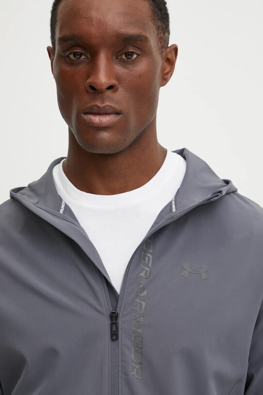 Under Armour jachetă de alergare OutRun The Storm gri 1376794