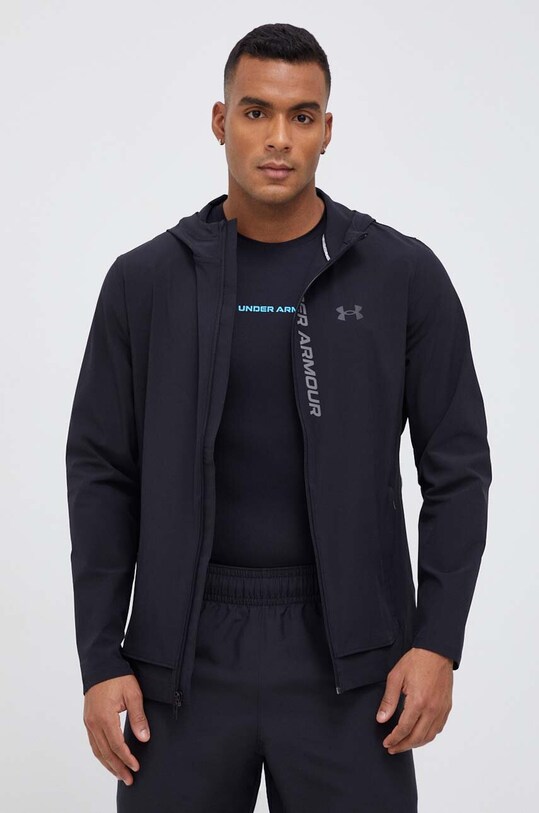Under Armour jachetă de alergare OutRun The Storm negru 1376794