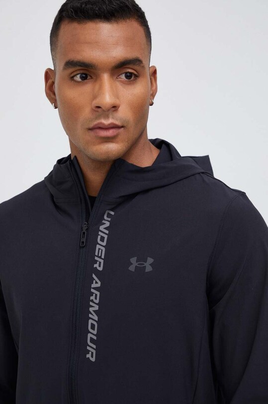 Under Armour jachetă de alergare OutRun The Storm 1376794 negru