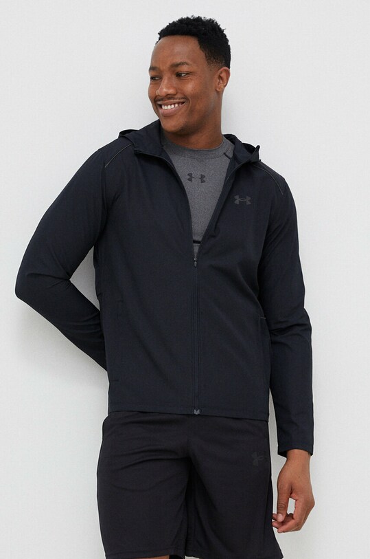 Under Armour jachetă de alergare Storm necaptusit negru 1376795