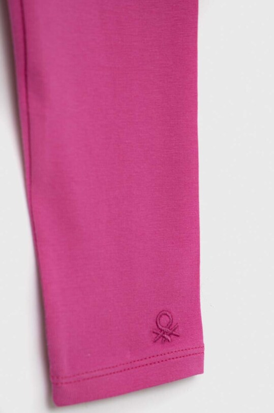 Dziewczynka United Colors of Benetton legginsy dziecięce 3MT1GF01L.P.SEASONAL fioletowy