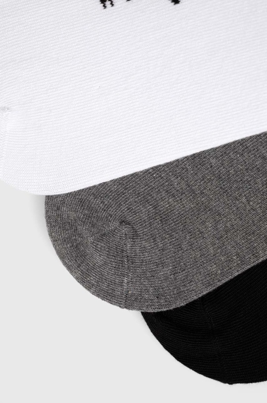 Wrangler skarpetki 3-pack W0Y513100 czarny SS23