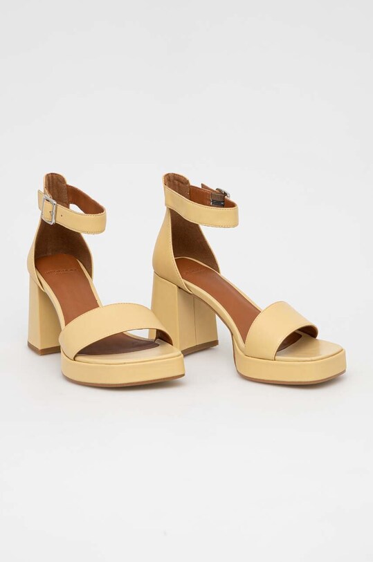 Шкіряні сандалі Vagabond Shoemakers FIONA 5515.001.15 жовтий SS23