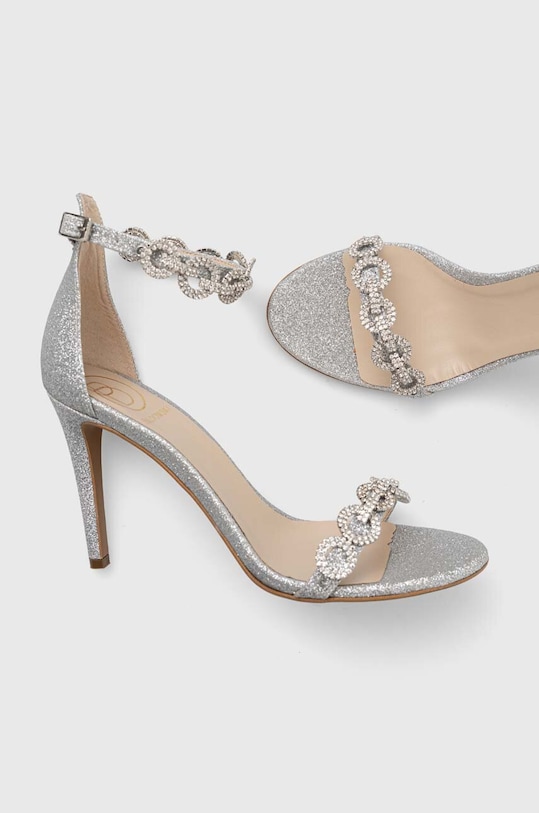 Δερμάτινα πέδιλα Baldowski ασημί D04250.VALD.001