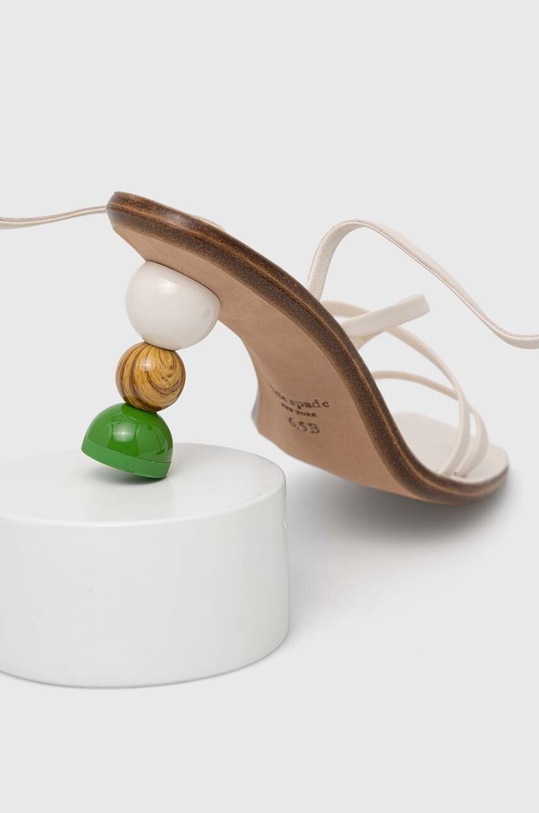 Obuwie Kate Spade sandały skórzane Charmer KB824 beżowy