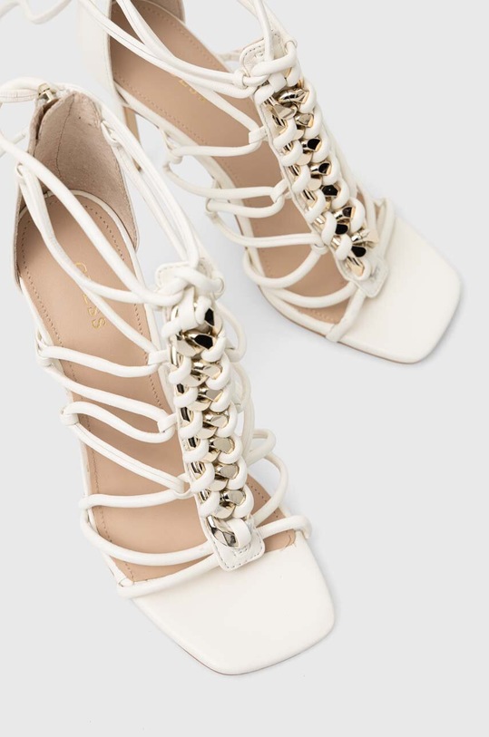 Guess sandały skórzane BINI FL6BNI.LEA03.WHITE biały SS23