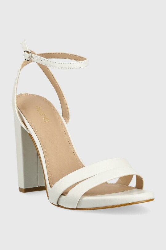Кожени сандали Guess FYNLEE FL6FYN.LEA03.WHITE бял SS23
