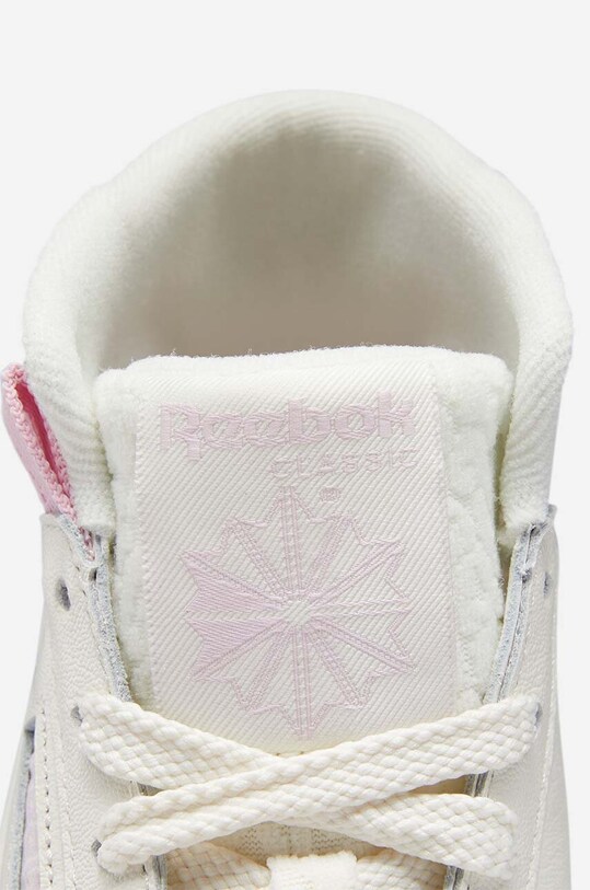 Reebok Classic sneakersy skórzane Club C Geo Mid GV7034 beżowy