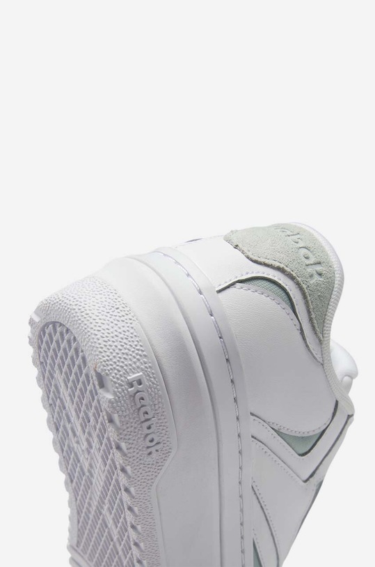 Shoes Reebok Classic leather sneakers Club C Extra HQ2127 white