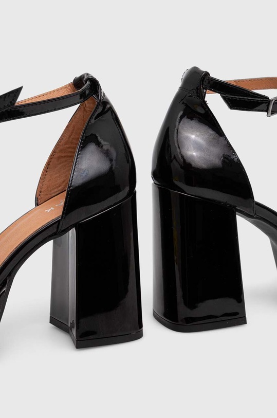 Obuwie Jonak sandały BERANGERE CUIR VERNIS 3400115 czarny