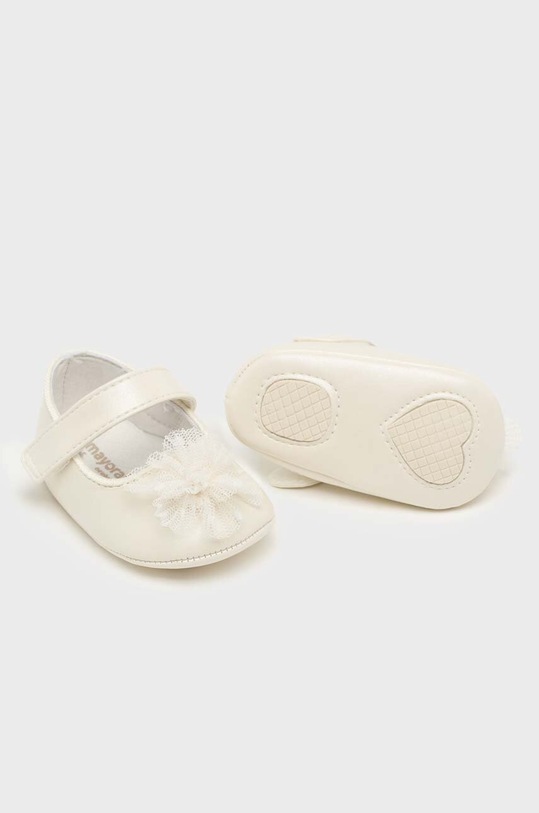 Mayoral Newborn buty niemowlęce nieocieplane beżowy 9630.2M.NEWBORN