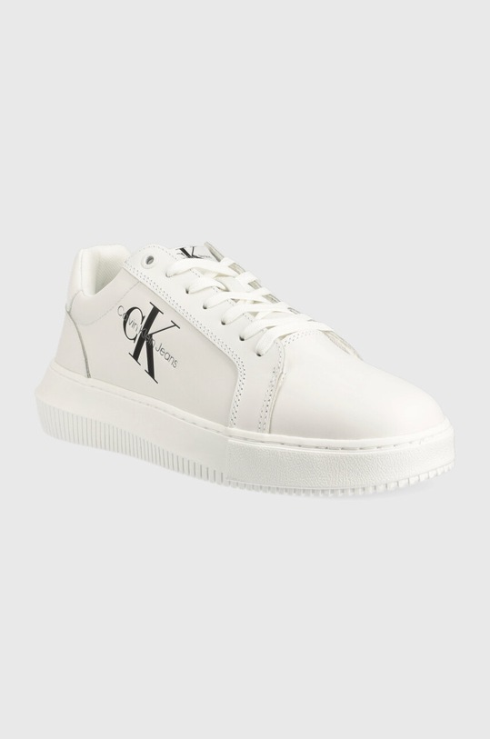 Calvin Klein Jeans sneakersy skórzane Chunky Capsule Monologo YM0YM00681 biały NC24