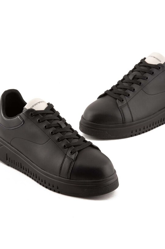 Обувки Маратонки Emporio Armani X4X264 XN818 K001 X4X264.XN818.K001 черен