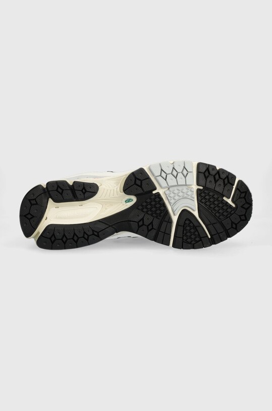 Tenisky New Balance M2002RVD béžová