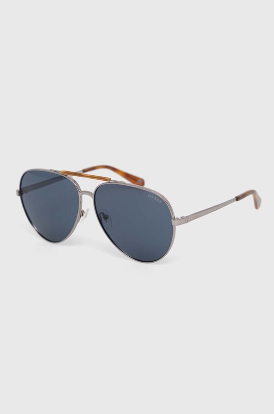Солнцезащитные очки Guess однотонная с деталью мультиколор GU5209.6308V