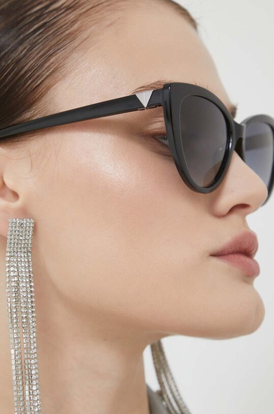 Guess okulary przeciwsłoneczne GU5211.5601B czarny
