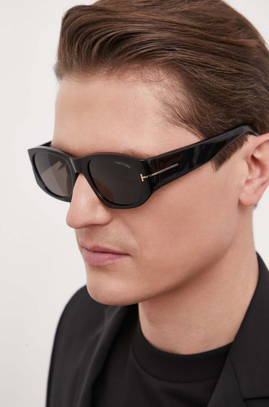 Sunčane naočale Tom Ford FT0987.5301A crna