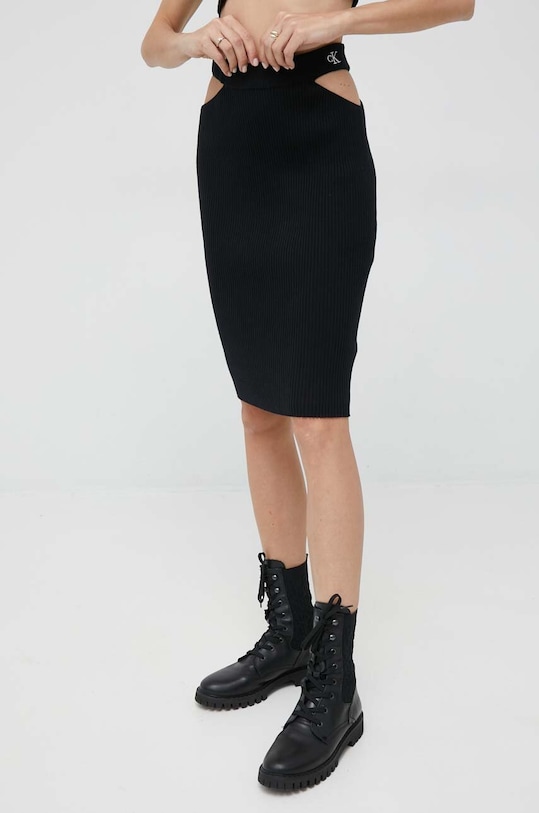 Sukňa Calvin Klein Jeans J20J220466.PPYX čierna SS23