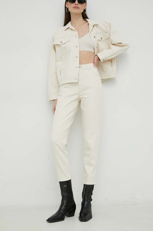 Mustang jeansy Style Charlotte Tapered Planet friendly beżowy 1013454.2014