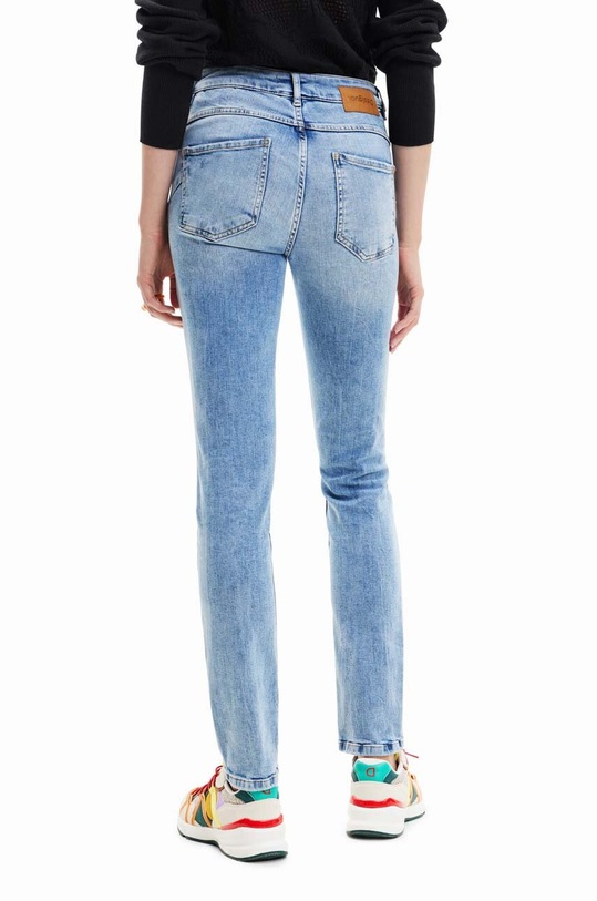 Desigual jeansy niebieski 23SWDD21