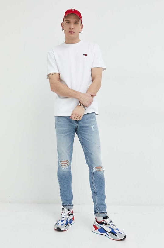 Tommy Jeans jeansy Austin DM0DM16059.PPYX niebieski SS23