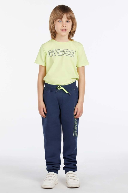 Guess gyerek melegítőnadrág nyomtatásos sötétkék L3RQ12.K9Z21.PPYX