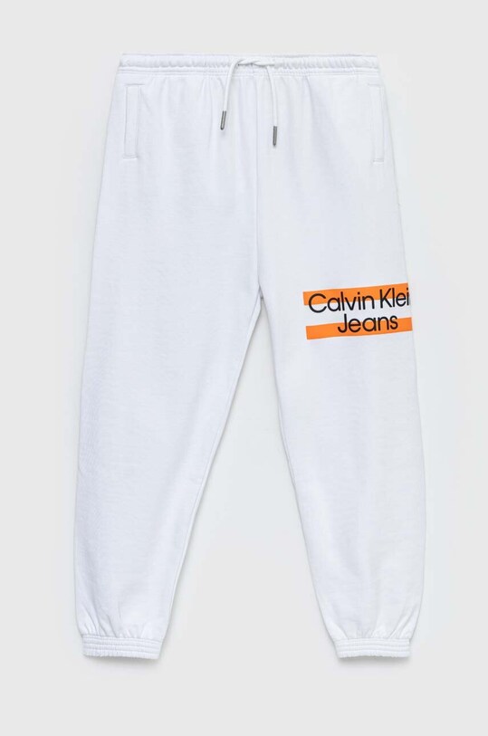 Detské bavlnené tepláky Calvin Klein Jeans bavlna biela IB0IB01591.PPYX