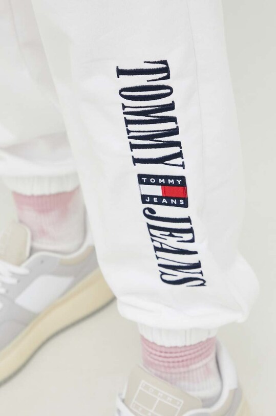 Tepláky Tommy Jeans DW0DW14994.PPYX bílá
