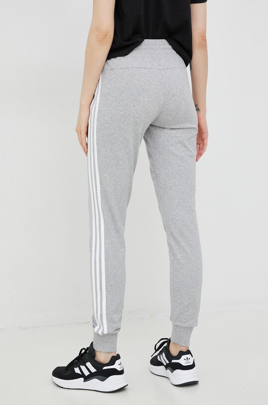 Одежда Спортивные штаны adidas HF2605 серый