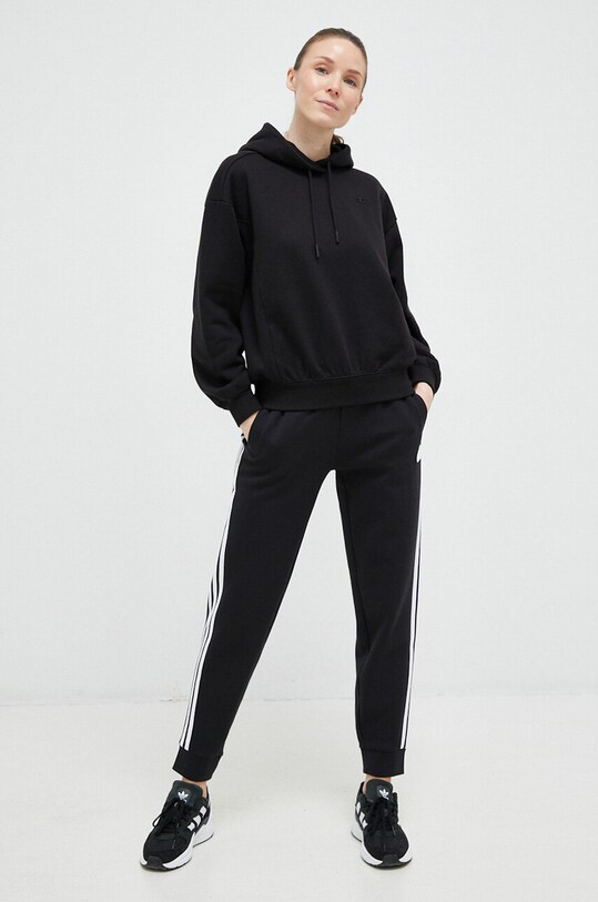 Спортивні штани adidas HT4704 чорний SS23