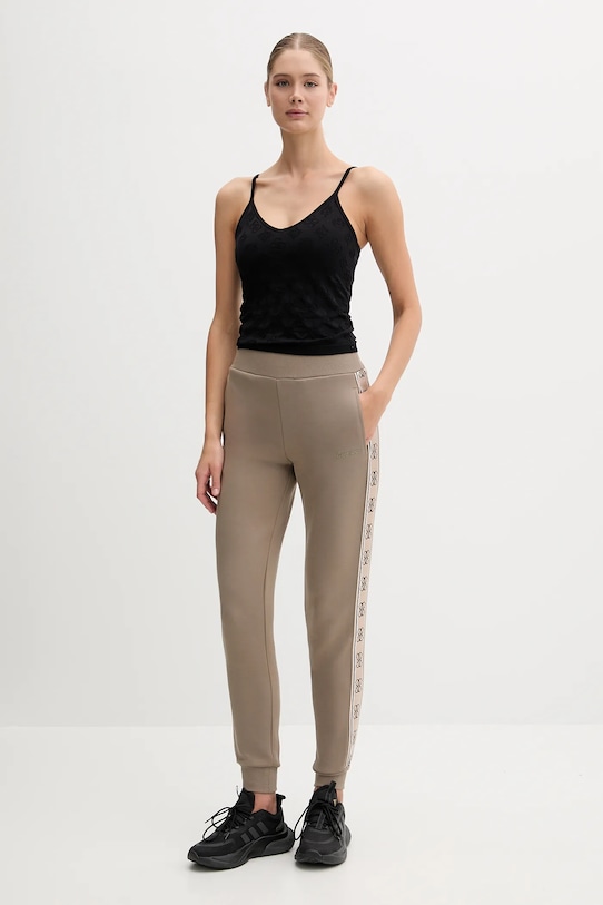 Guess spodnie dresowe BRITNEY V2YB15.KB3P2 beżowy NC25