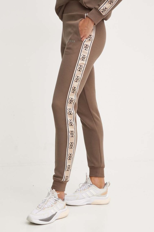 Guess spodnie dresowe BRITNEY brązowy V2YB15.KB3P2