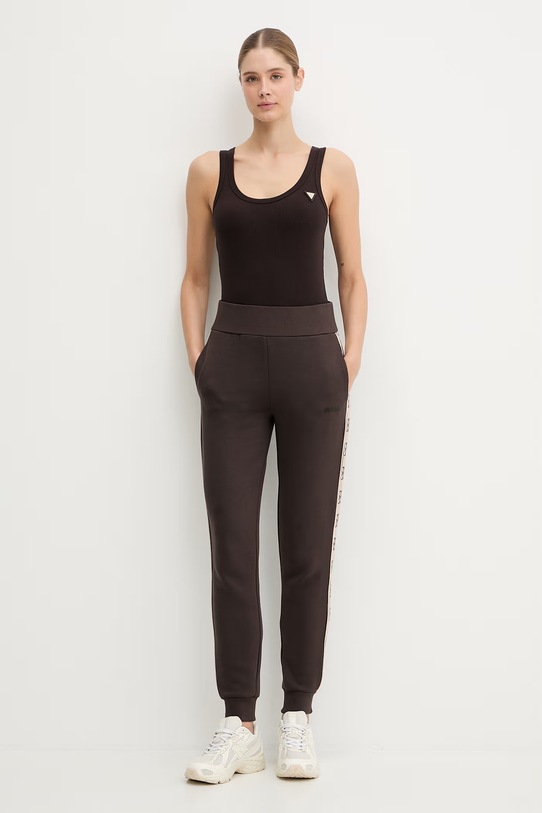 Guess spodnie dresowe BRITNEY V2YB15.KB3P2 brązowy SS26